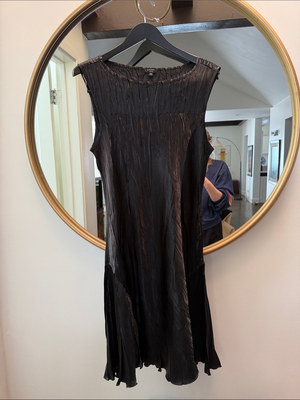 Komarov Black Sleeveless Pleated Midi Dress